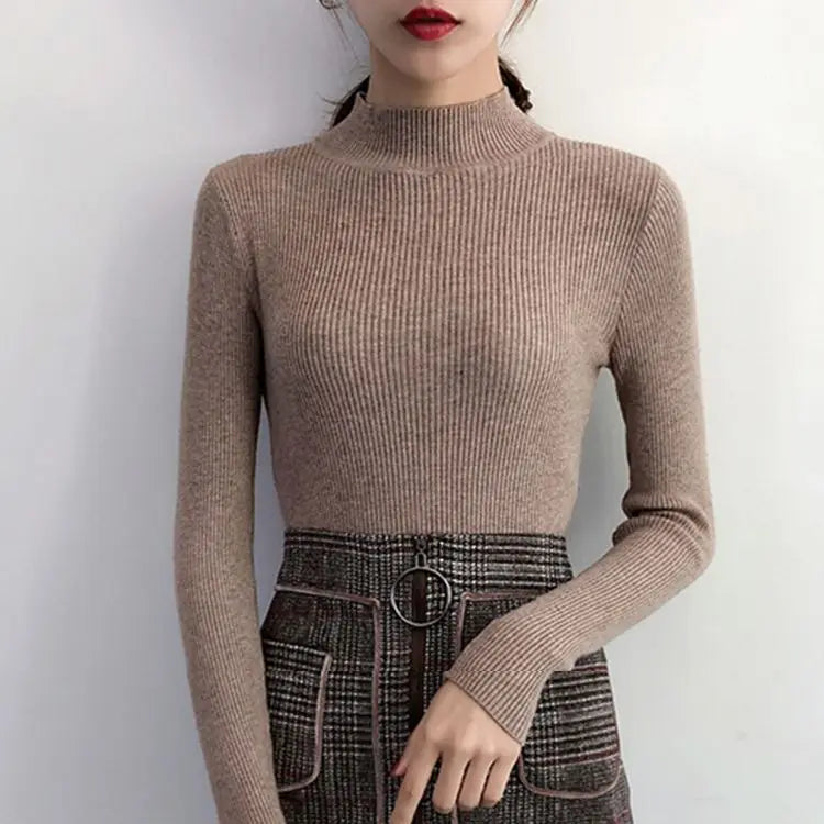 Luna Sweater – Timeless Comfort, Bold Style - LÜORÉ