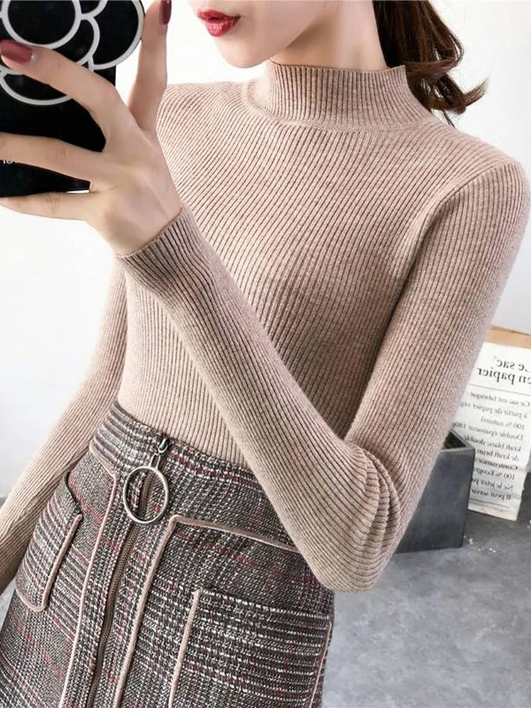 Luna Sweater – Timeless Comfort, Bold Style - LÜORÉ